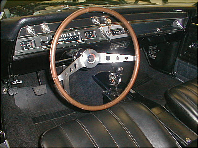 N34 optional simulated wood steering wheel